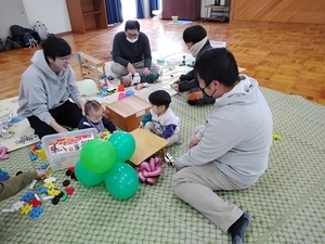 子育てサロン１２月の様子・１月の予定