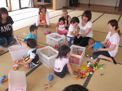 子育てサロン