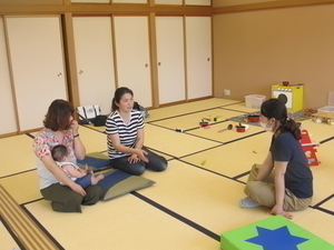 あちこちで、いろんな”ごっこ”あそび~
