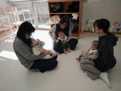 子育てサロン１２月の様子・１月の予定